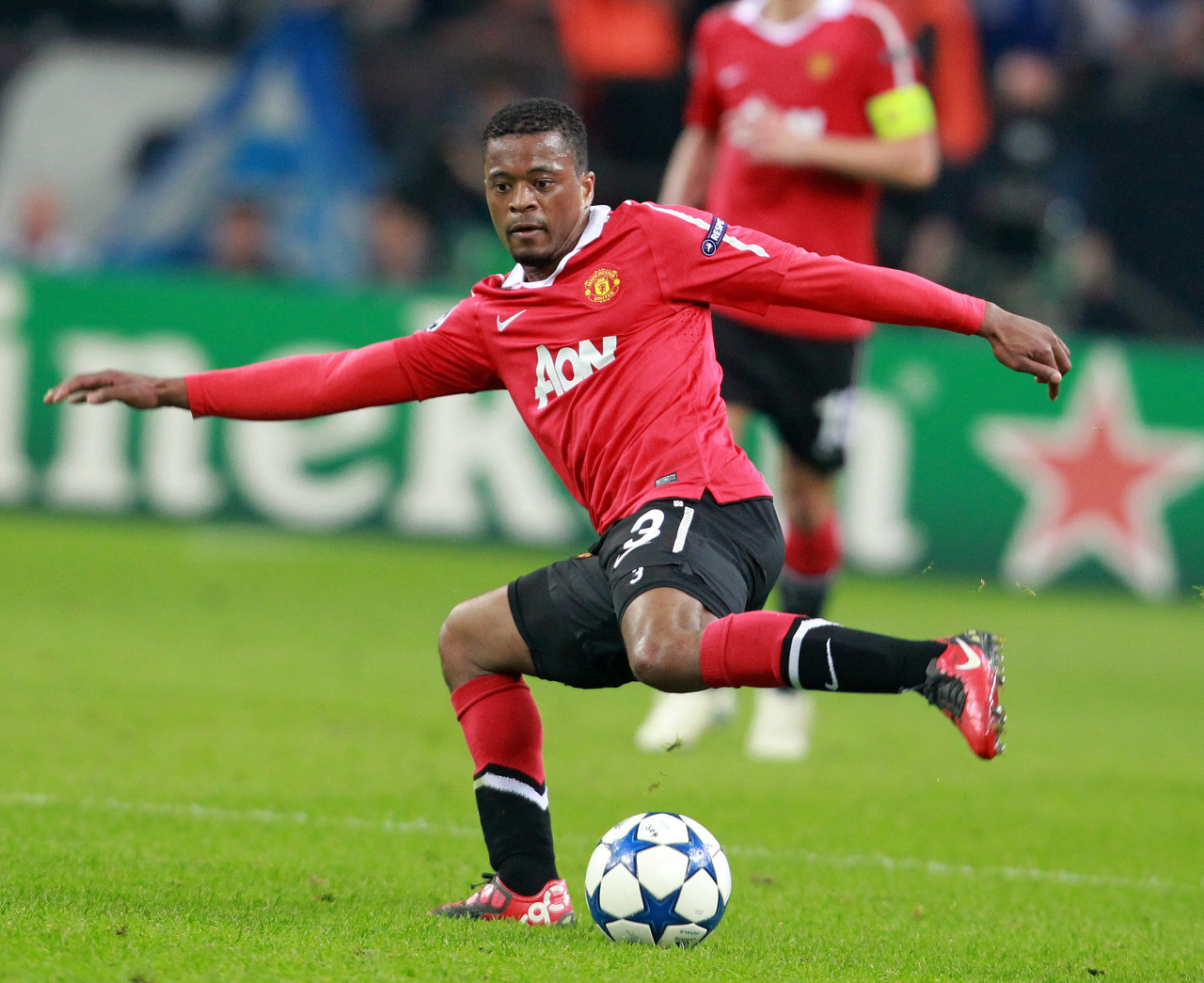 員表現以優 員表現以優